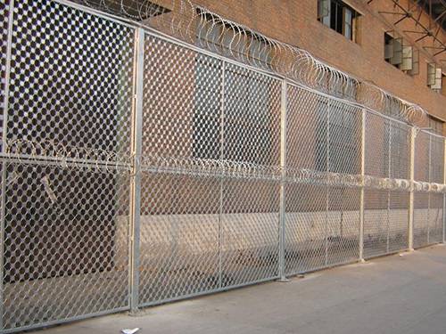 監獄鋼網墻圖片2 監獄鋼網墻圖片2