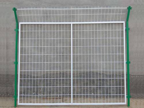 光伏區圍欄網圖片4 光伏區圍欄網圖片4