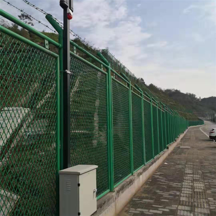 新疆綜合保稅區圍欄網圖片3 新疆綜合保稅區圍欄網圖片3