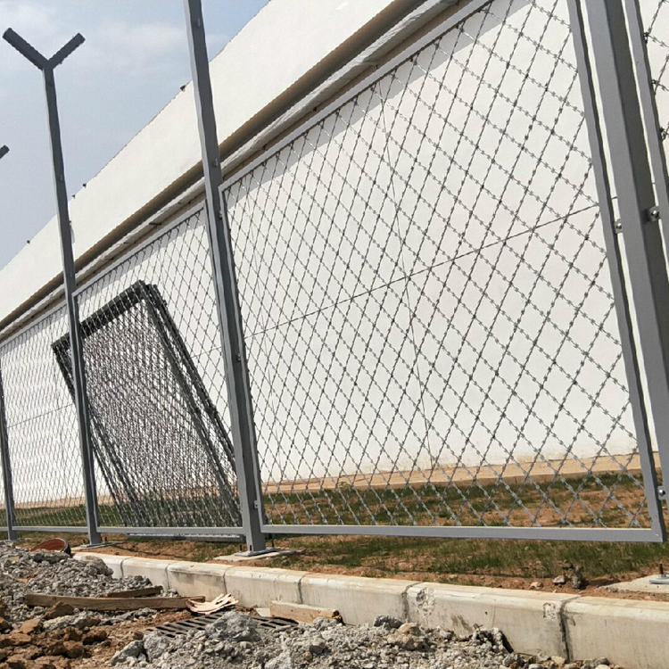 河南直線型刀片刺網圖片3 河南直線型刀片刺網圖片3