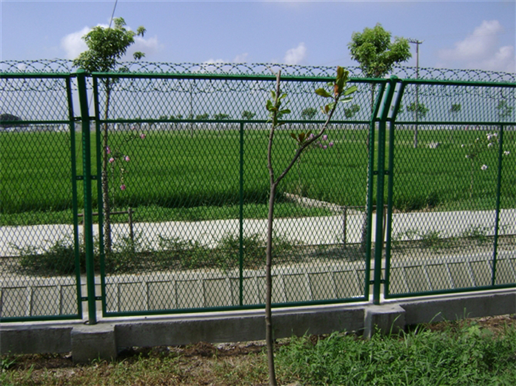 廣東廠區隔離護欄網圖片4 廣東廠區隔離護欄網圖片4