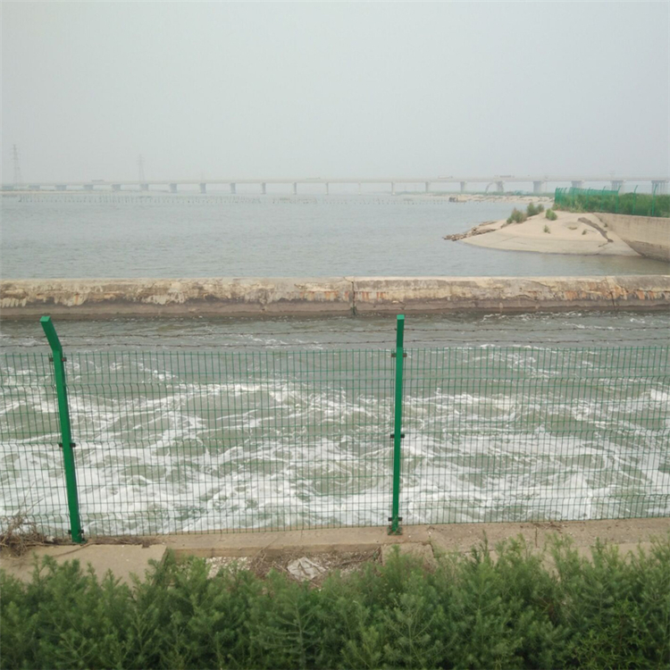 廣東水渠隔離網(wǎng)欄圖片4 廣東水渠隔離網(wǎng)欄圖片4