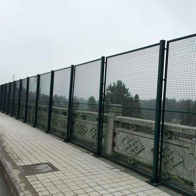 新疆鐵路橋梁防拋網圖片4