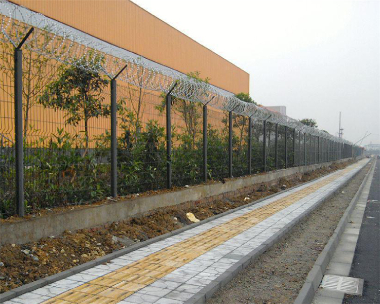 廣東戒毒所周界鋼網(wǎng)墻圖片2 廣東戒毒所周界鋼網(wǎng)墻圖片2