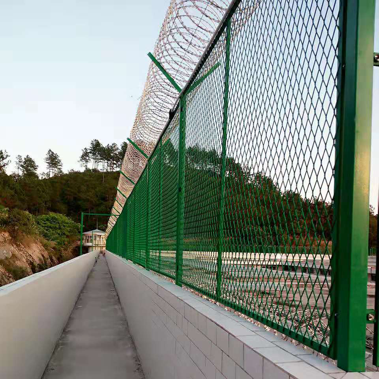 福建監獄墻體加高圍網圖片2