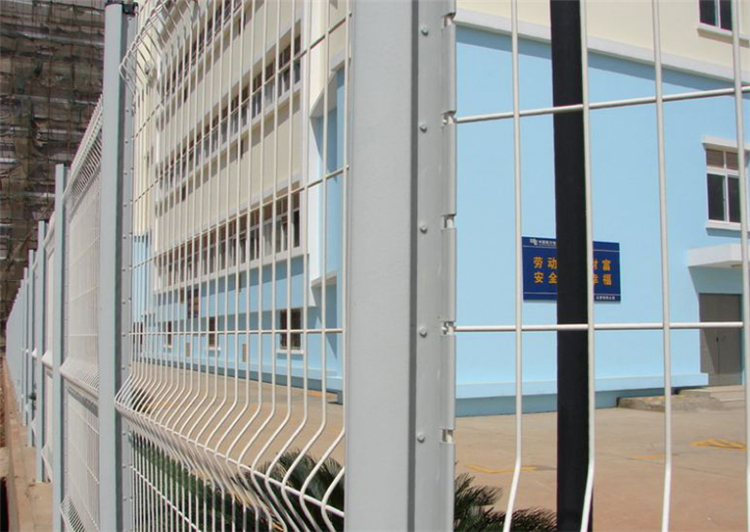 工業園隔離鐵絲圍欄網圖片2 工業園隔離鐵絲圍欄網圖片2