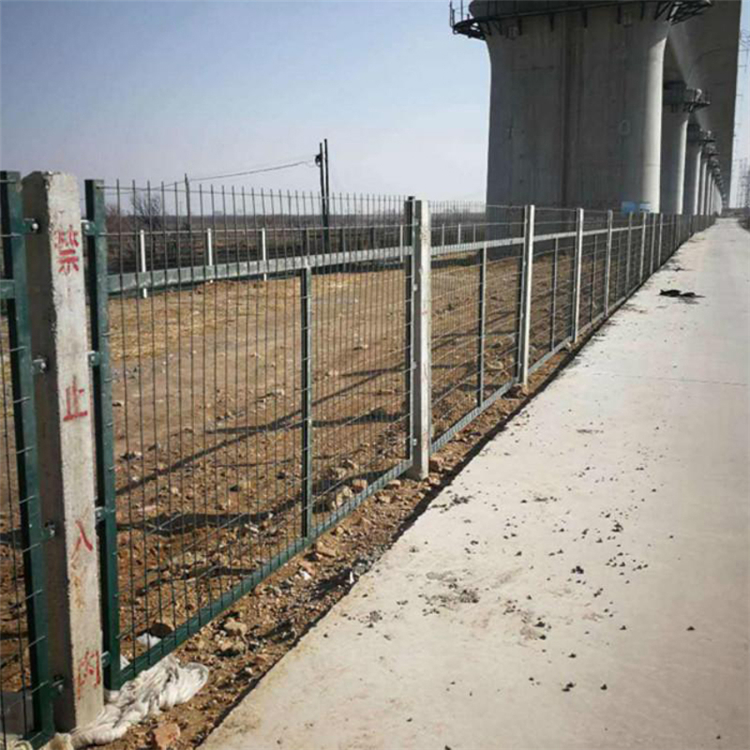 新疆鐵路隔離圍擋圖片4