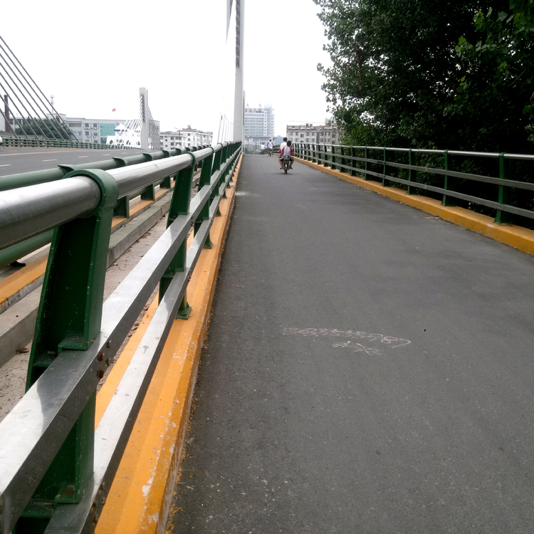 廣東不銹鋼管護欄圖片4