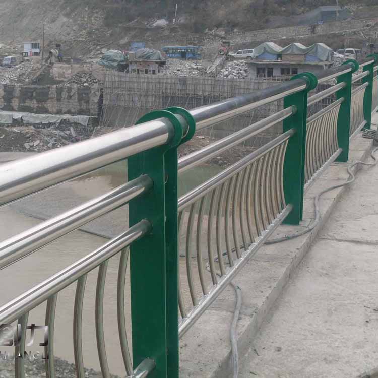 福建橋梁道路護欄圖片2