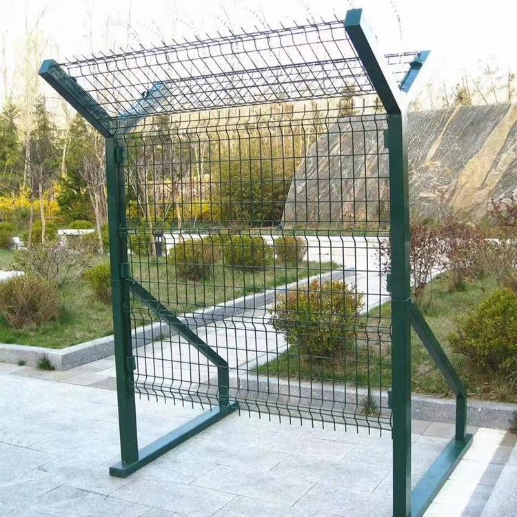 機(jī)場防護(hù)隔離網(wǎng)圖片3