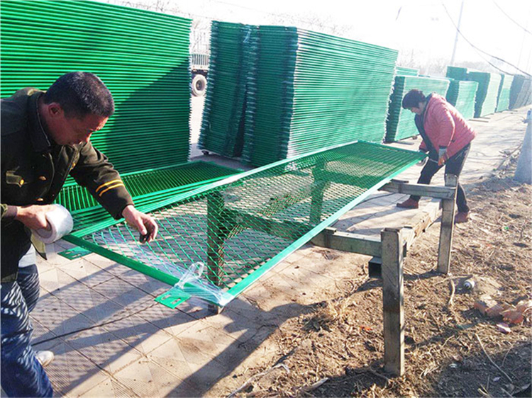 福建高速道路防眩網圖片3