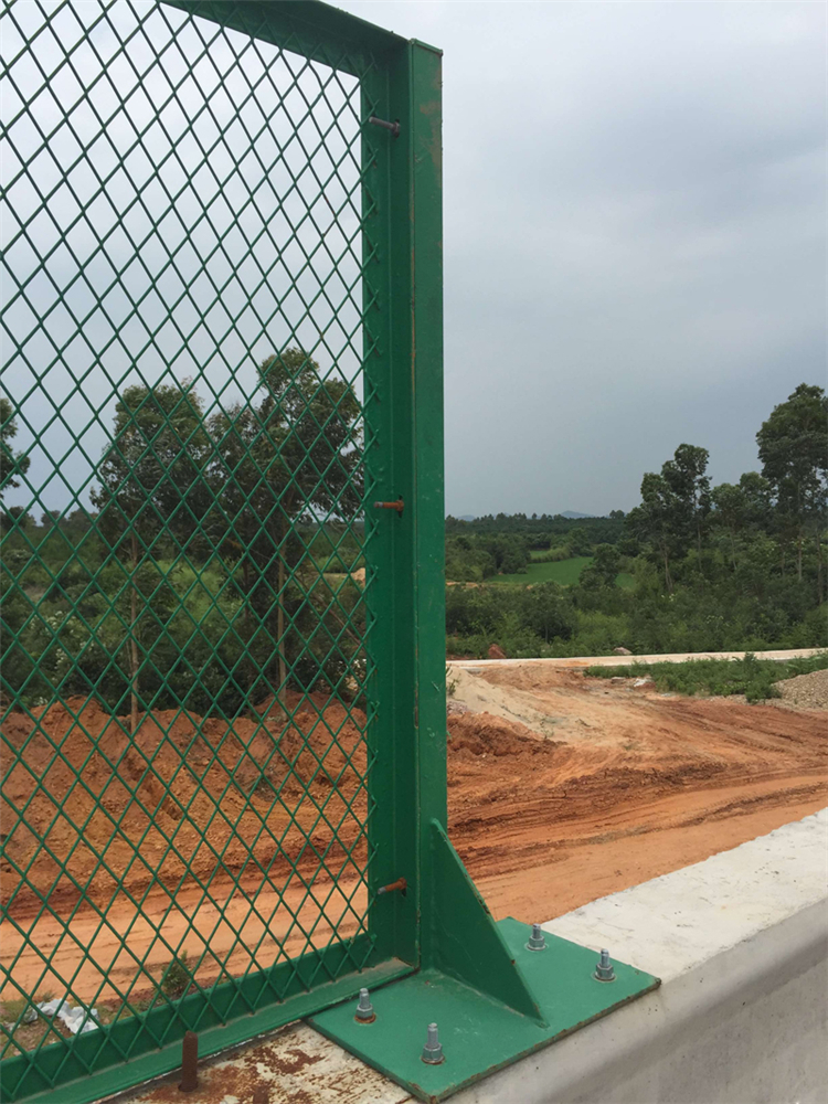 廣東高架橋防拋網制作工藝圖片4