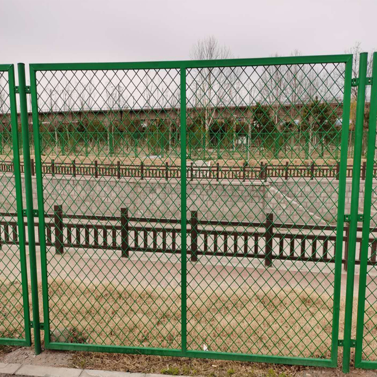 水源地防護(hù)隔離網(wǎng)圖片2 水源地防護(hù)隔離網(wǎng)圖片2