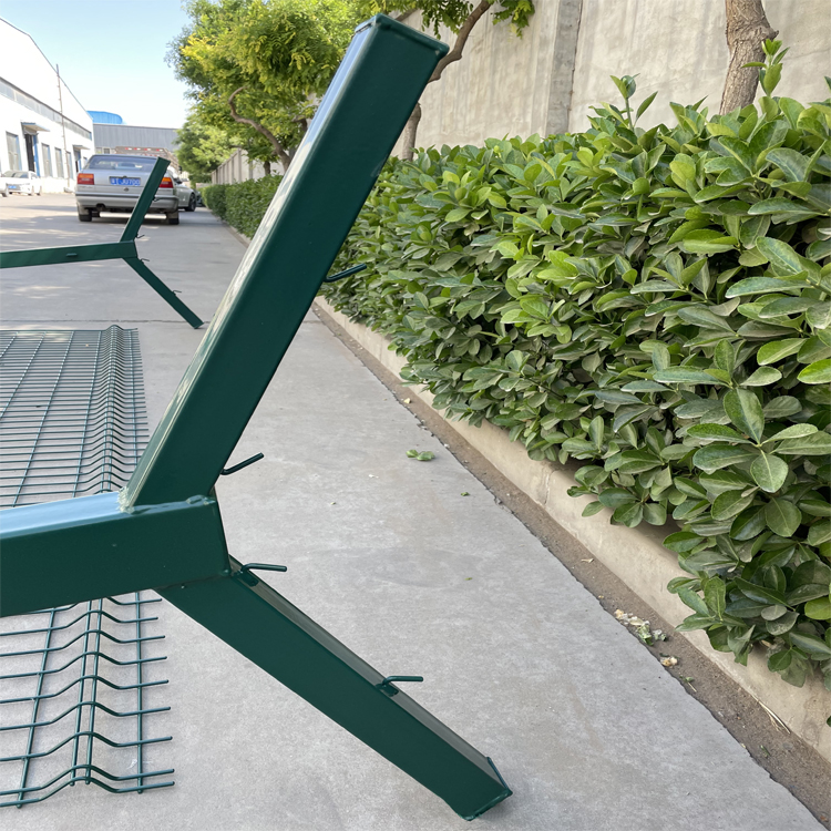 新疆機場外圍防御網圍界 圖片4 新疆機場外圍防御網圍界 圖片4