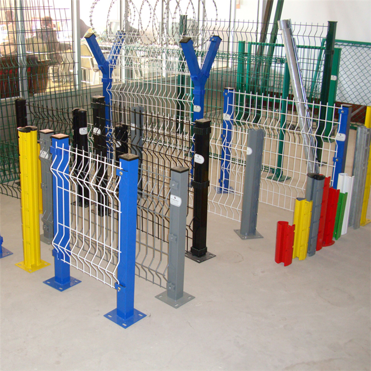 新疆桃型立柱護欄網(wǎng)介紹圖片3