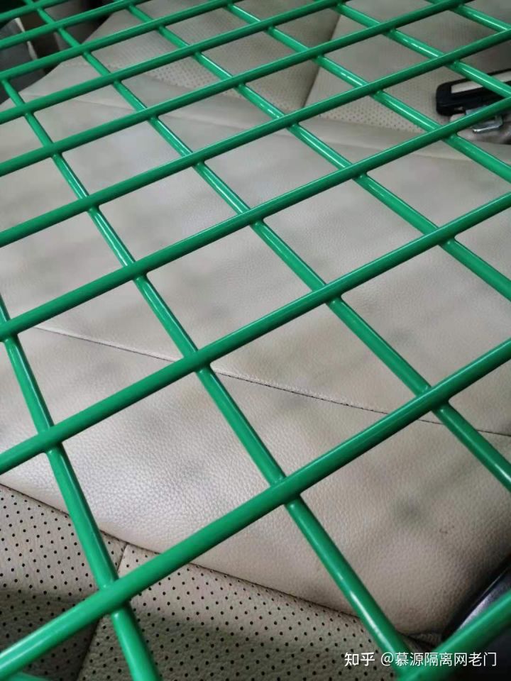 新疆綜合保稅區圍欄網 海關護欄網 保稅倉庫隔離防盜網圖片4