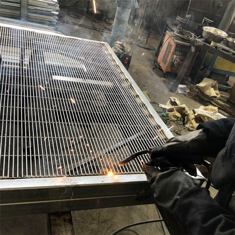 358監(jiān)獄密紋防攀爬網生產廠家圖片3 358監(jiān)獄密紋防攀爬網生產廠家圖片3