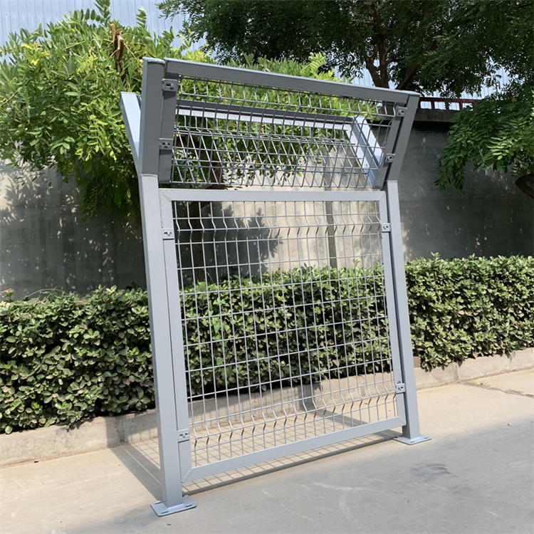 新疆機(jī)場外圍刀刺網(wǎng)圍欄廠家圖片2 新疆機(jī)場外圍刀刺網(wǎng)圍欄廠家圖片2