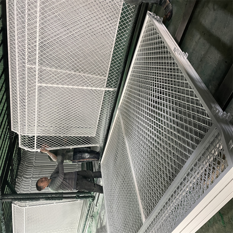 江蘇水源地保護區圍欄工程案例圖片4 江蘇水源地保護區圍欄工程案例圖片4