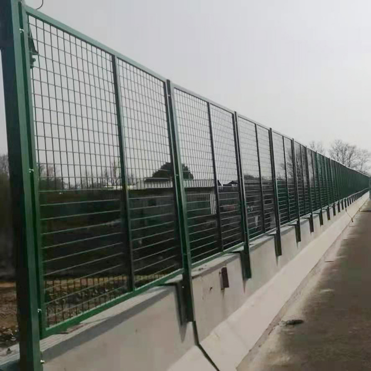 高速防落網工程案例圖片3 高速防落網工程案例圖片3