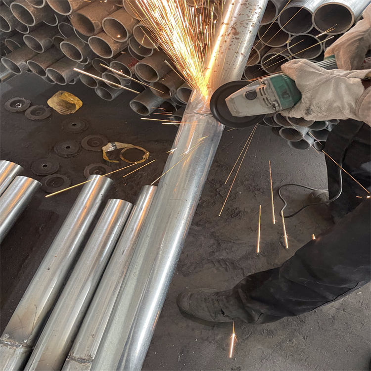 高速橋梁防拋網(wǎng)各種類型預(yù)制圖片3 高速橋梁防拋網(wǎng)各種類型預(yù)制圖片3