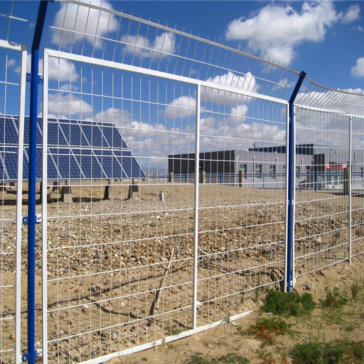 廣東光伏發(fā)電廠圍欄網(wǎng)圖片2 廣東光伏發(fā)電廠圍欄網(wǎng)圖片2