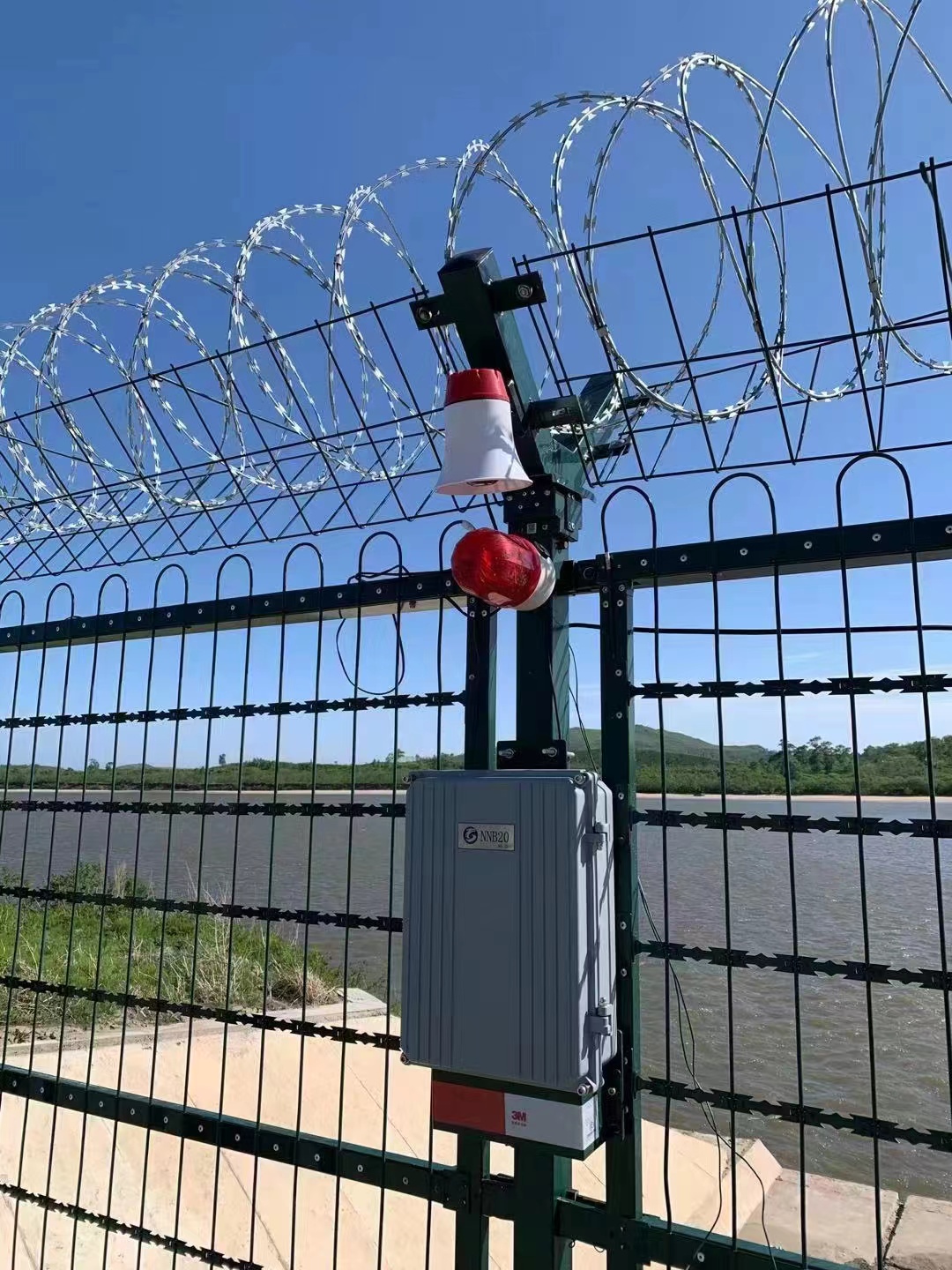 機場刺絲滾籠安裝規(guī)范