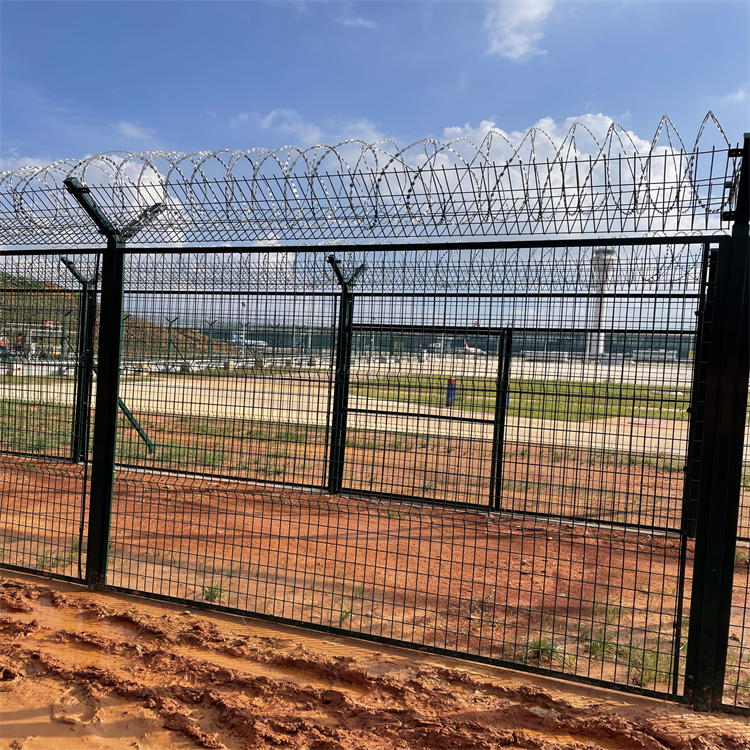 廣東機場刺絲滾籠安裝規范圖片4