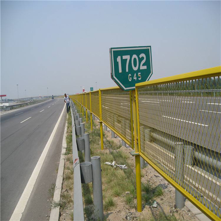 廣東高速公路防眩網(wǎng)驗收標準圖片8 廣東高速公路防眩網(wǎng)驗收標準圖片8