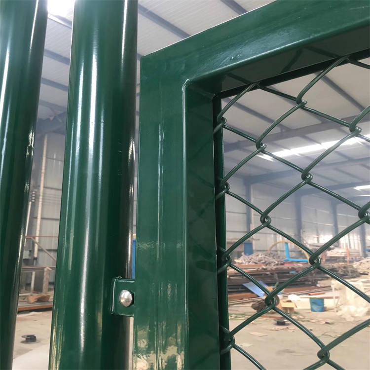 新疆足球場(chǎng)勾花圍欄網(wǎng)圖片2 新疆足球場(chǎng)勾花圍欄網(wǎng)圖片2