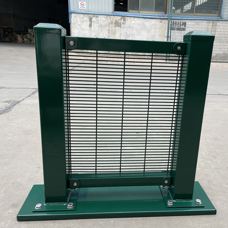 358密紋護欄網(wǎng)應用圖片2 358密紋護欄網(wǎng)應用圖片2