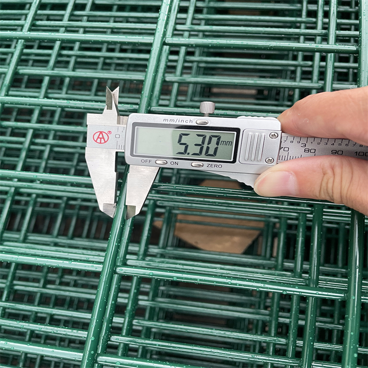 機場鋼筋網(wǎng)圍界生產(chǎn)廠家