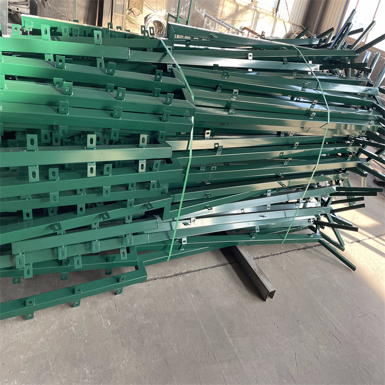 廣東監獄焊接刀片隔離網不銹鋼刀刺圖片5