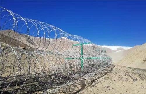 邊境刀片滾籠阻隔網圖片5 邊境刀片滾籠阻隔網圖片5