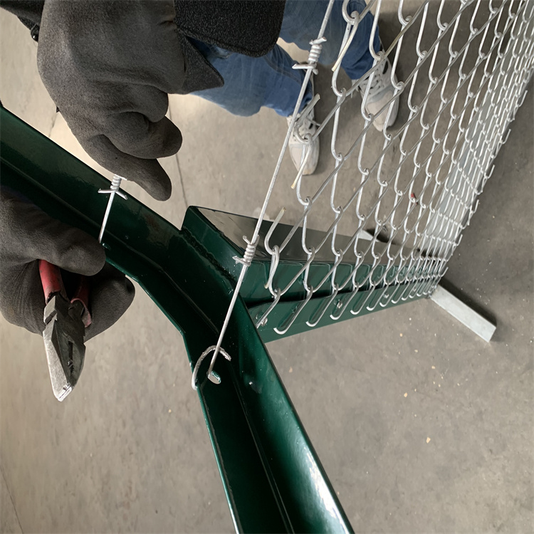 機場鋁包鋼勾花網圍界圖片2 機場鋁包鋼勾花網圍界圖片2