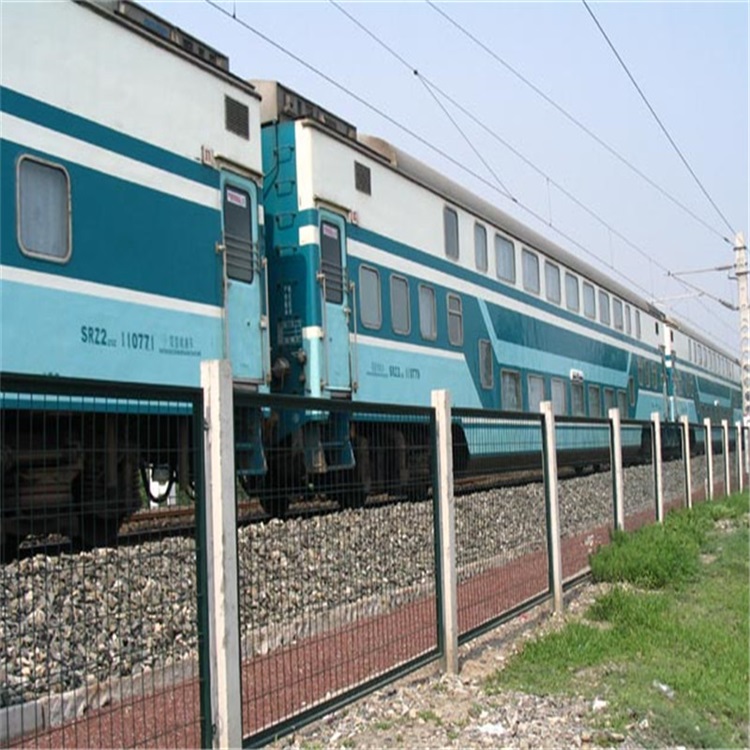 四川鐵路金屬柵欄網片圖片2 四川鐵路金屬柵欄網片圖片2